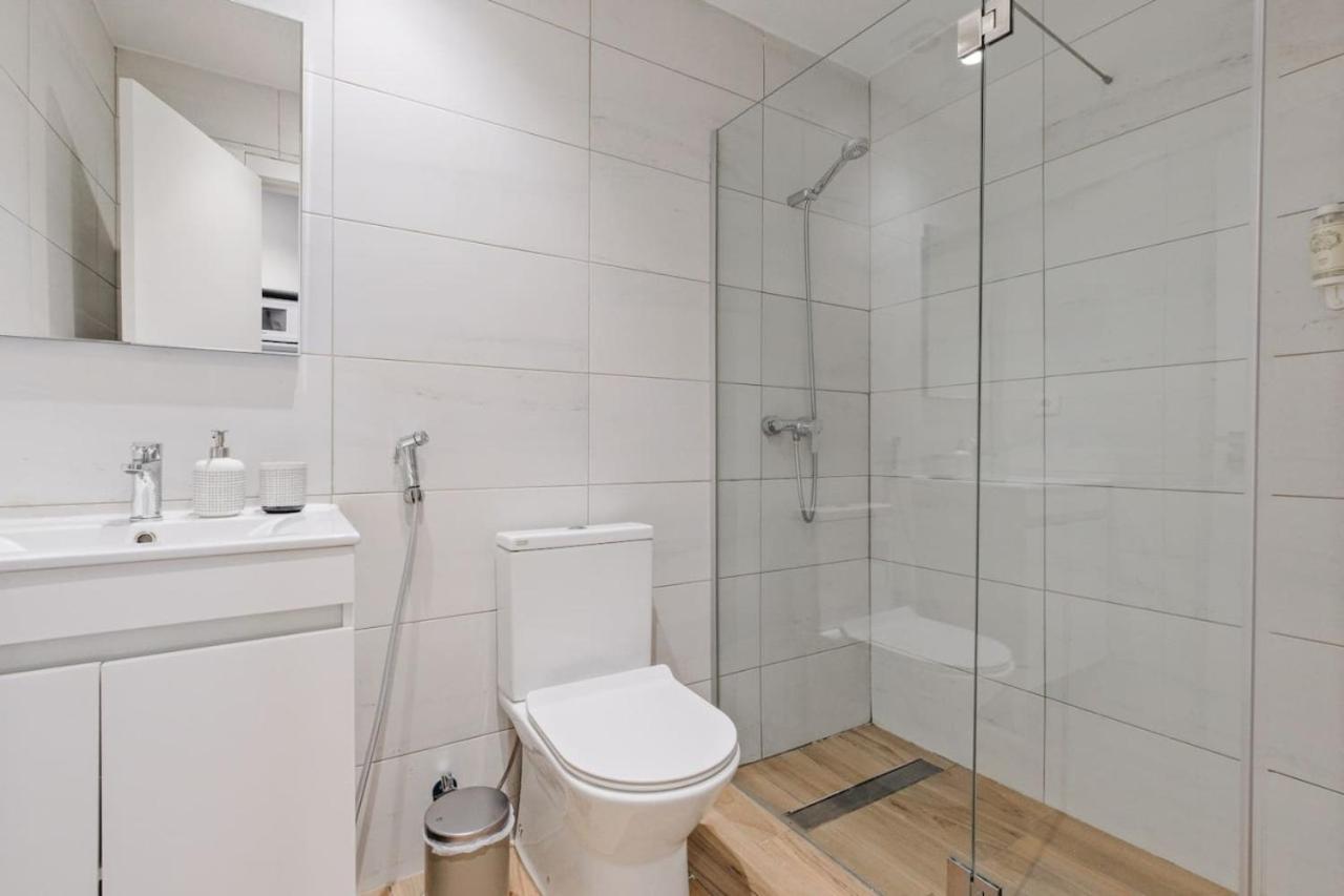 Lovely Fully Equipped Near Subway N3 Apartamento