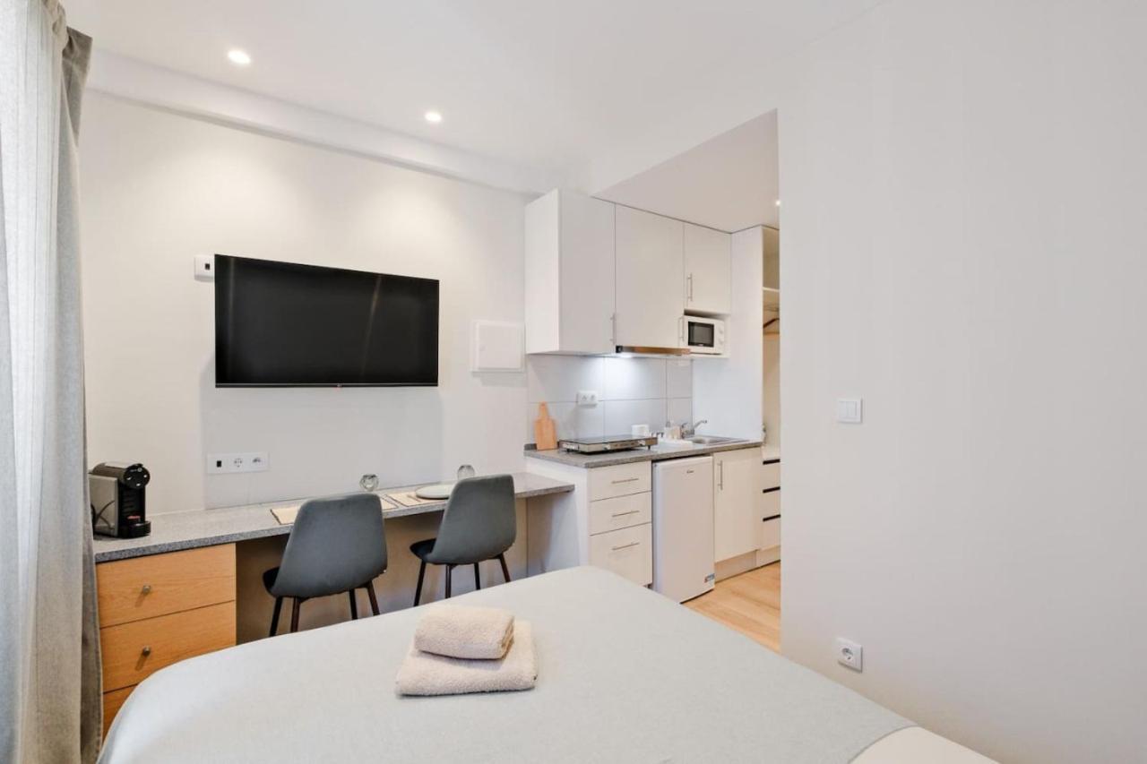 Lovely Fully Equipped Near Subway N3 Lejlighed *